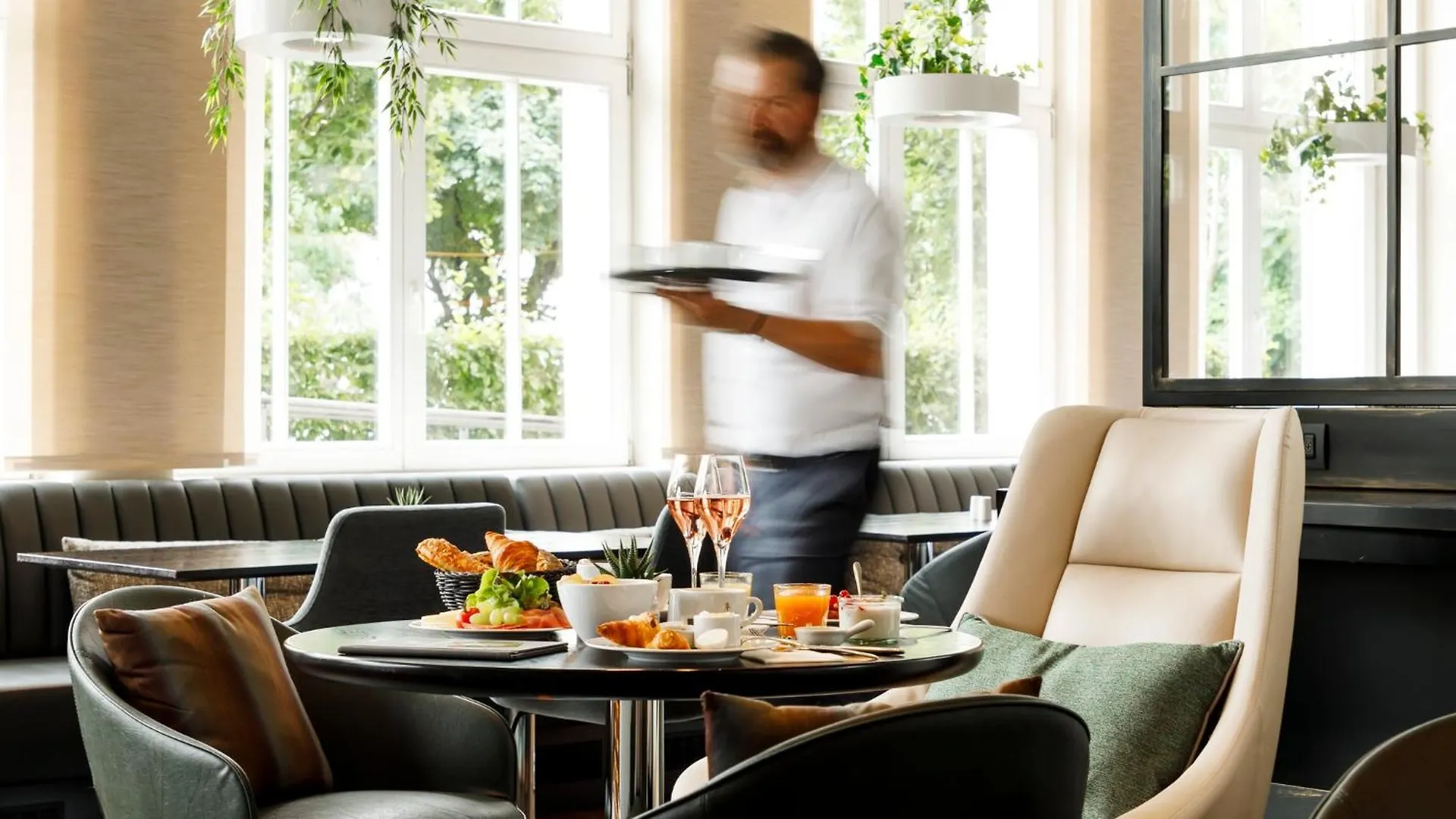 Hotel Holiday Inn Dresden - Am Zwinger By Ihg